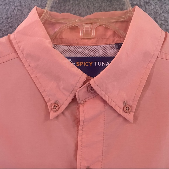 Spicy Tuna Shirt Mens Medium Vented Cape Back Short Sleeve Button Down Fishing - Picture 8 of 12